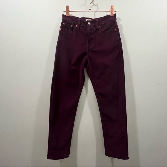 LEVI’S Wedgie Fit Corduroy Straight-Leg Cropped Pants Burgundy - Picture 7 of 13